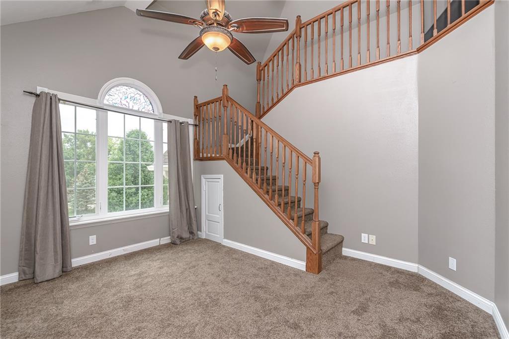 10257 Springstone Road Fishers, IN 46055 - Photo 21 of 39