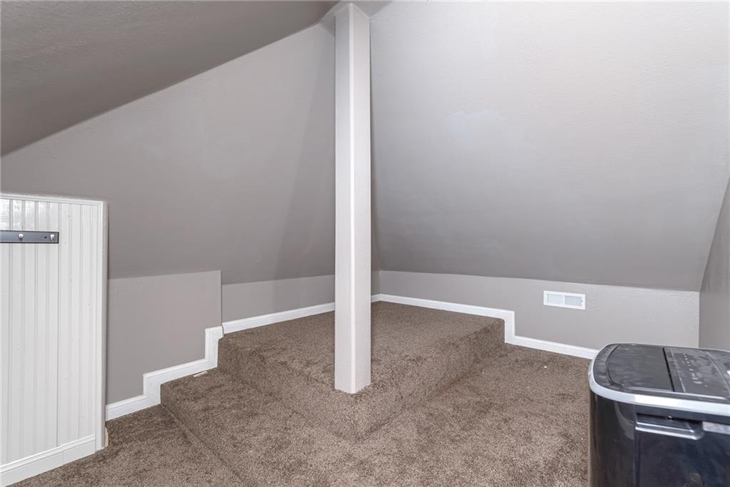 10257 Springstone Road Fishers, IN 46055 - Photo 23 of 39