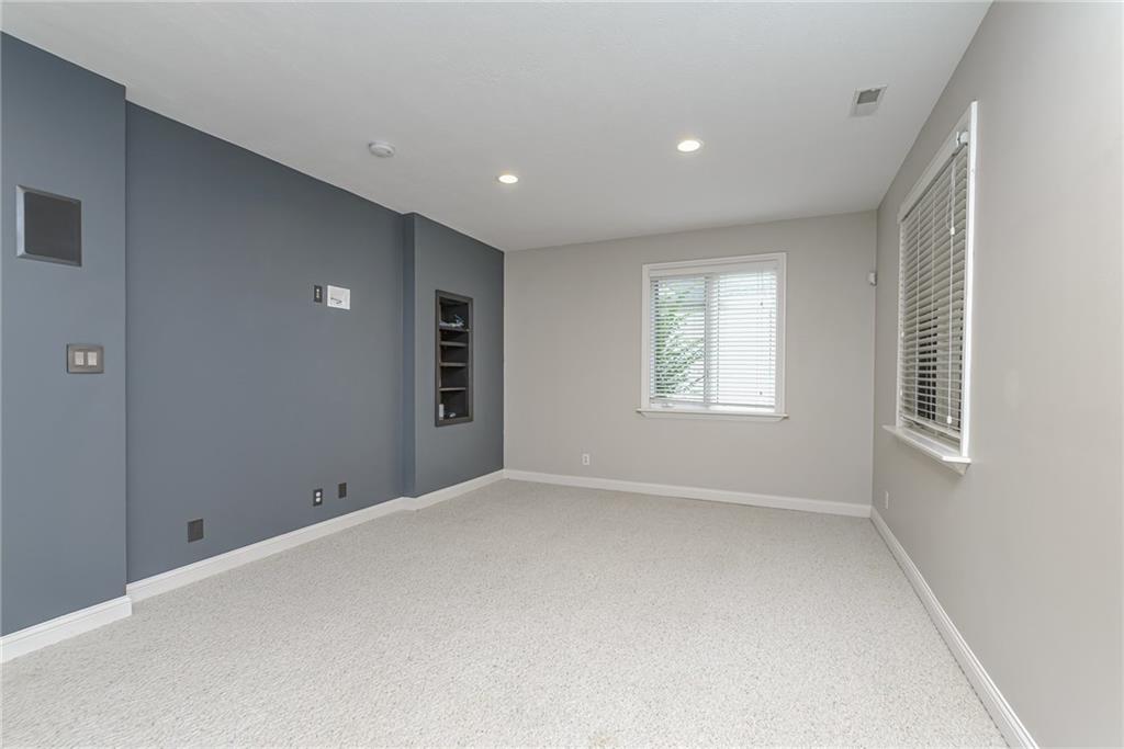 10257 Springstone Road Fishers, IN 46055 - Photo 29 of 39