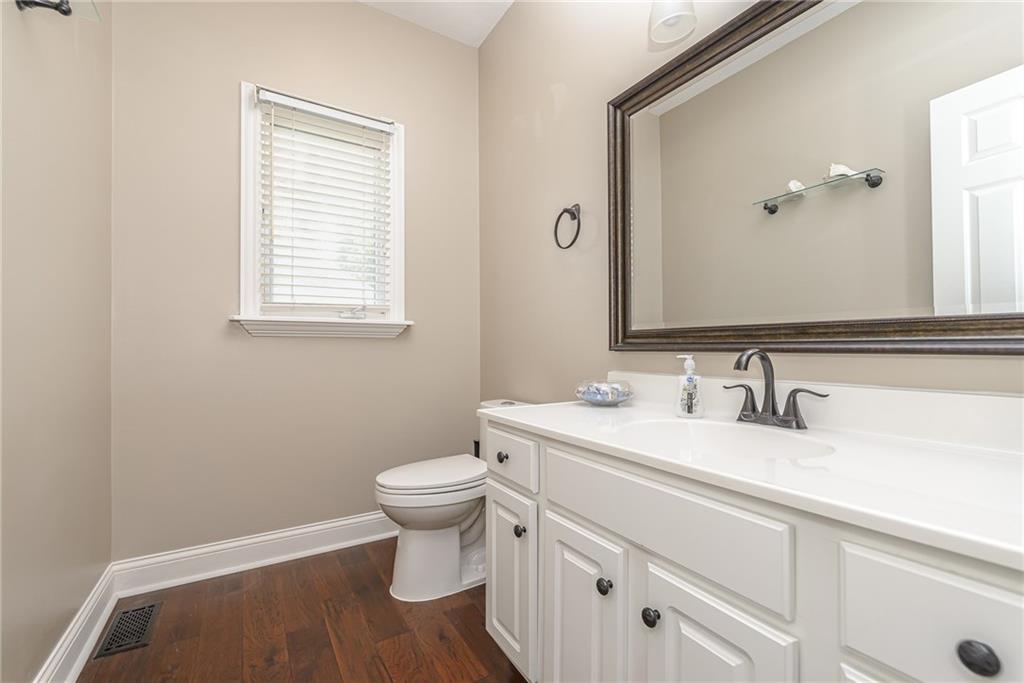 10257 Springstone Road Fishers, IN 46055 - Photo 8 of 39
