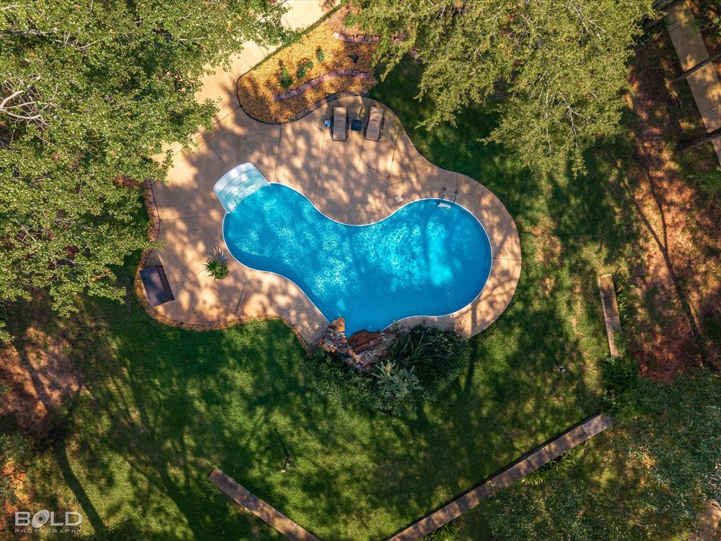 36 Golf Club Drive Haughton, LA 71037 - Photo 31 of 40 a view of a garden