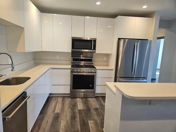 $3,150 | 145 Newbury Avenue, Unit 8, Quincy, MA 02171