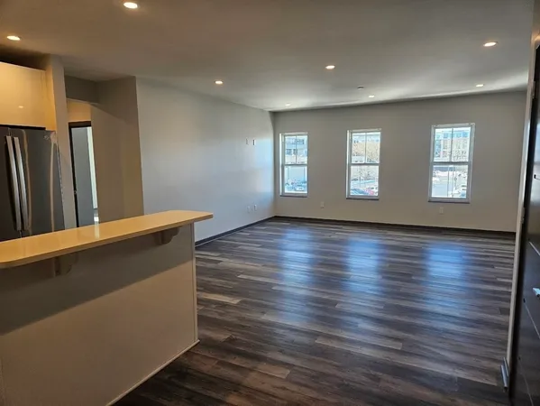 $3,150 | 145 Newbury Avenue, Unit 8, Quincy, MA 02171