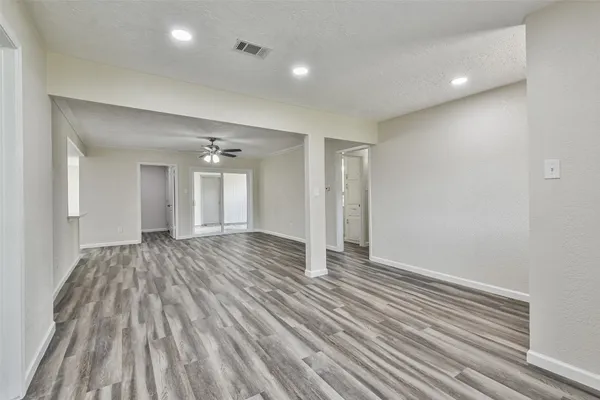 $1,950 | 12614 Dermott Drive, Houston, TX 77065