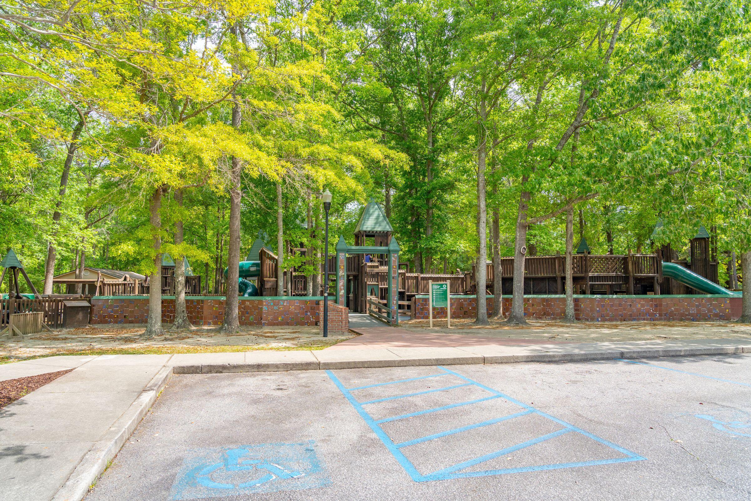 109 Shea Street Summerville, SC 29485 - Photo 46 of 63 109SheaSt-KeenEyeMarketing-051