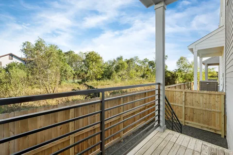 $359,900 | 5608 Savyon Drive, Houston, TX 77091