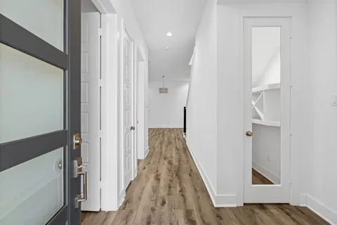 $359,900 | 5608 Savyon Drive, Houston, TX 77091