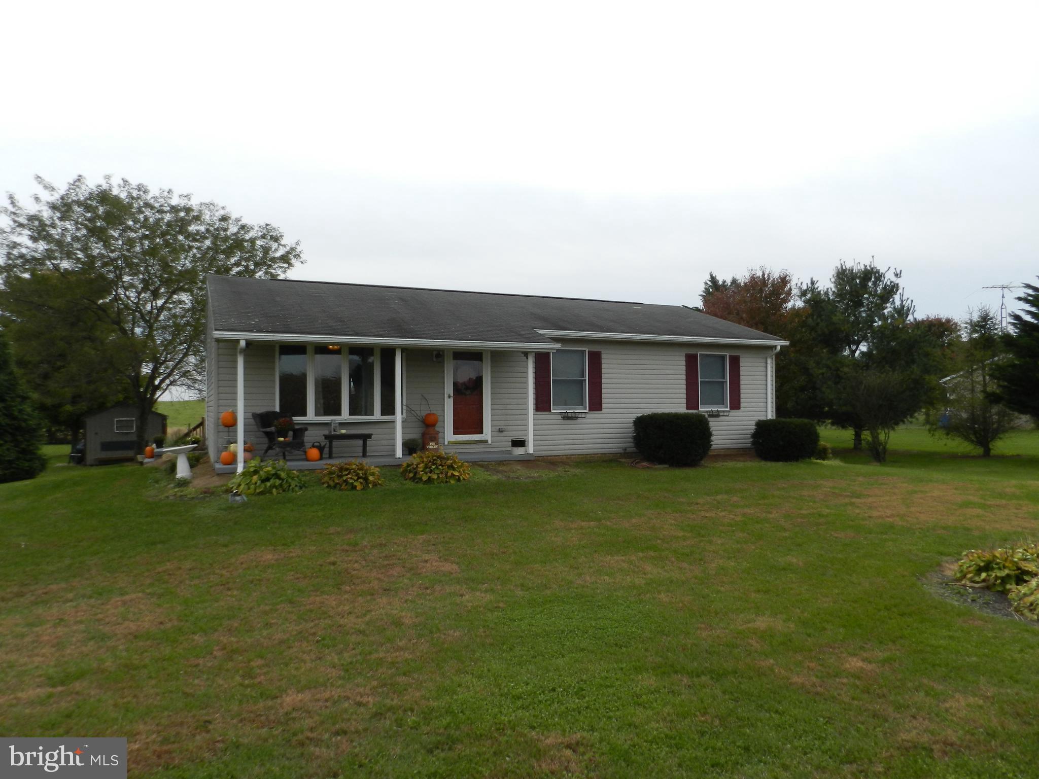 14111 Barnhart Road Clear Spring, MD 21722 - Photo 3 of 37