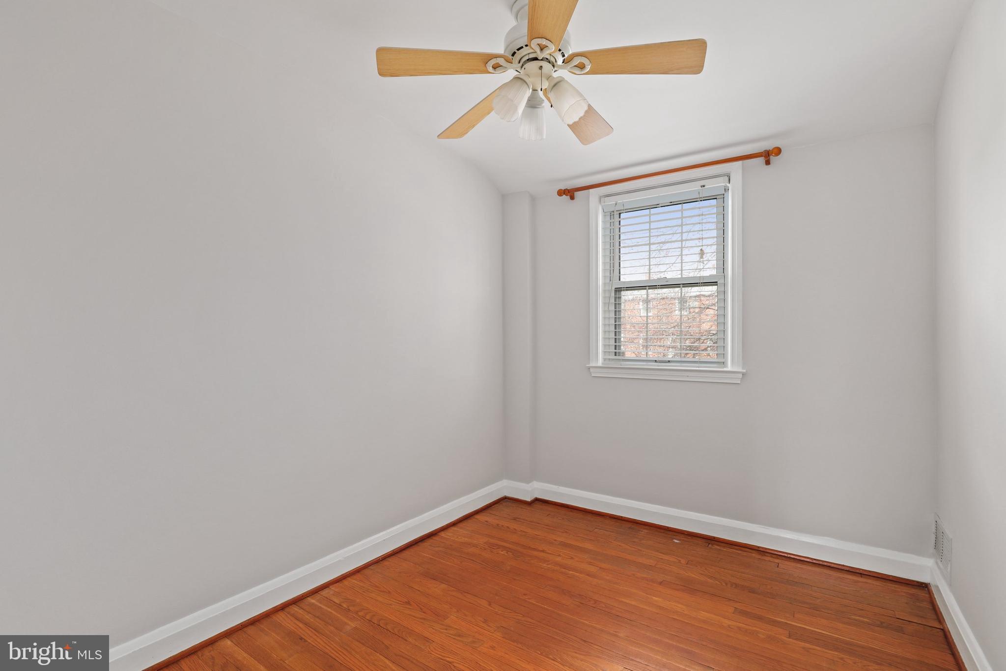 1638 Aberdeen Road Towson, MD 21286 - Photo 13 of 27