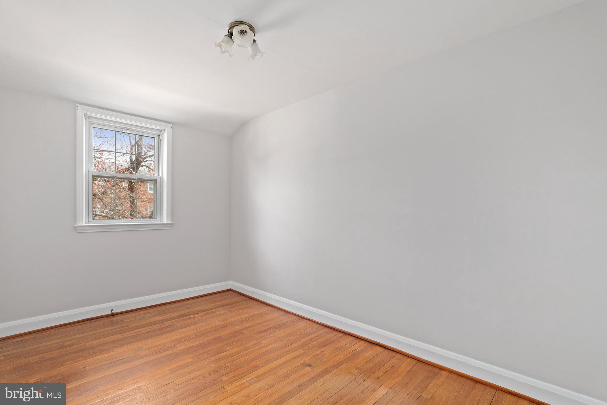 1638 Aberdeen Road Towson, MD 21286 - Photo 15 of 27