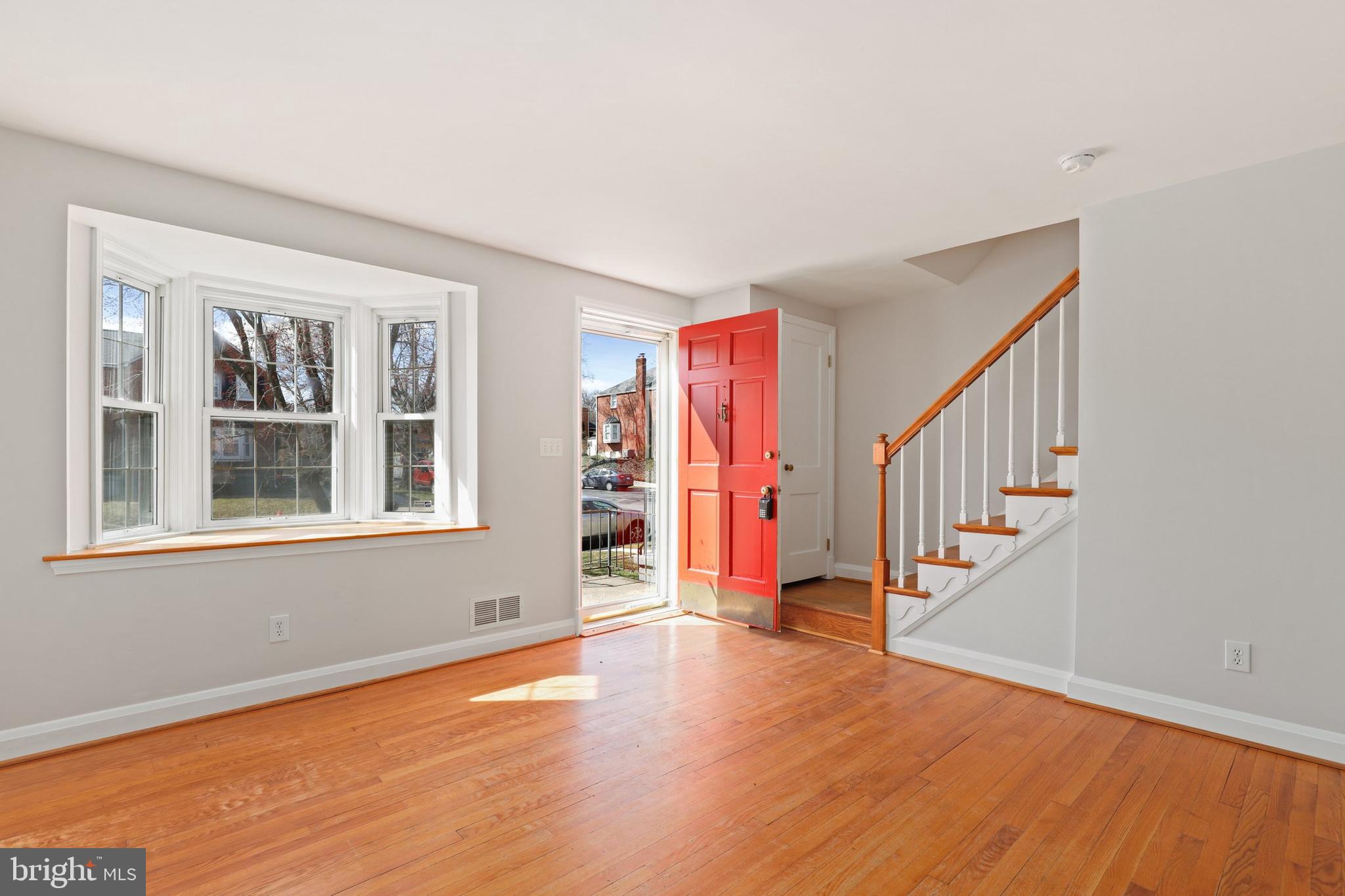 1638 Aberdeen Road Towson, MD 21286 - Photo 8 of 27