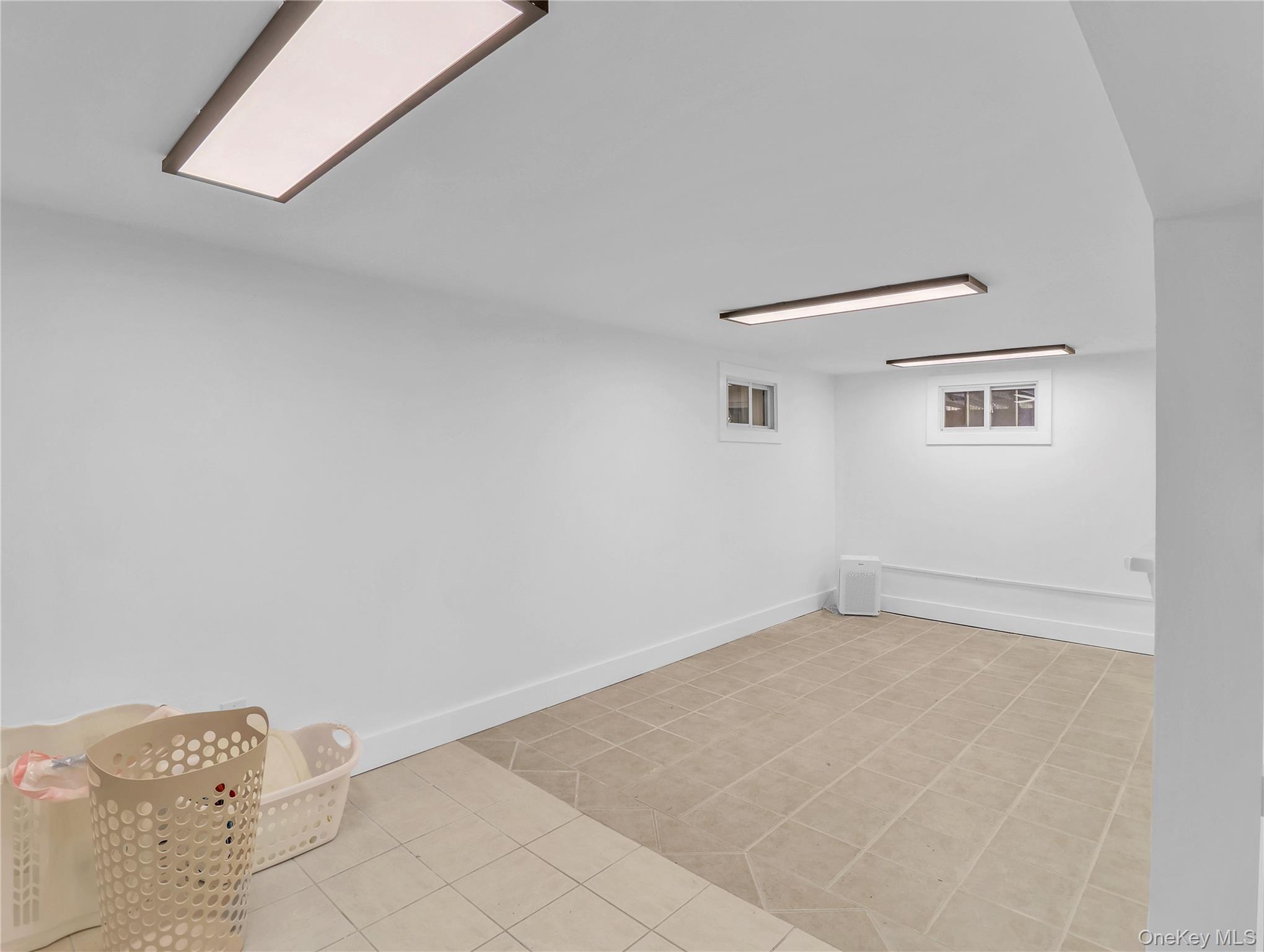 6 Kenbar Road West Nyack, NY 10994 - Photo 35 of 36