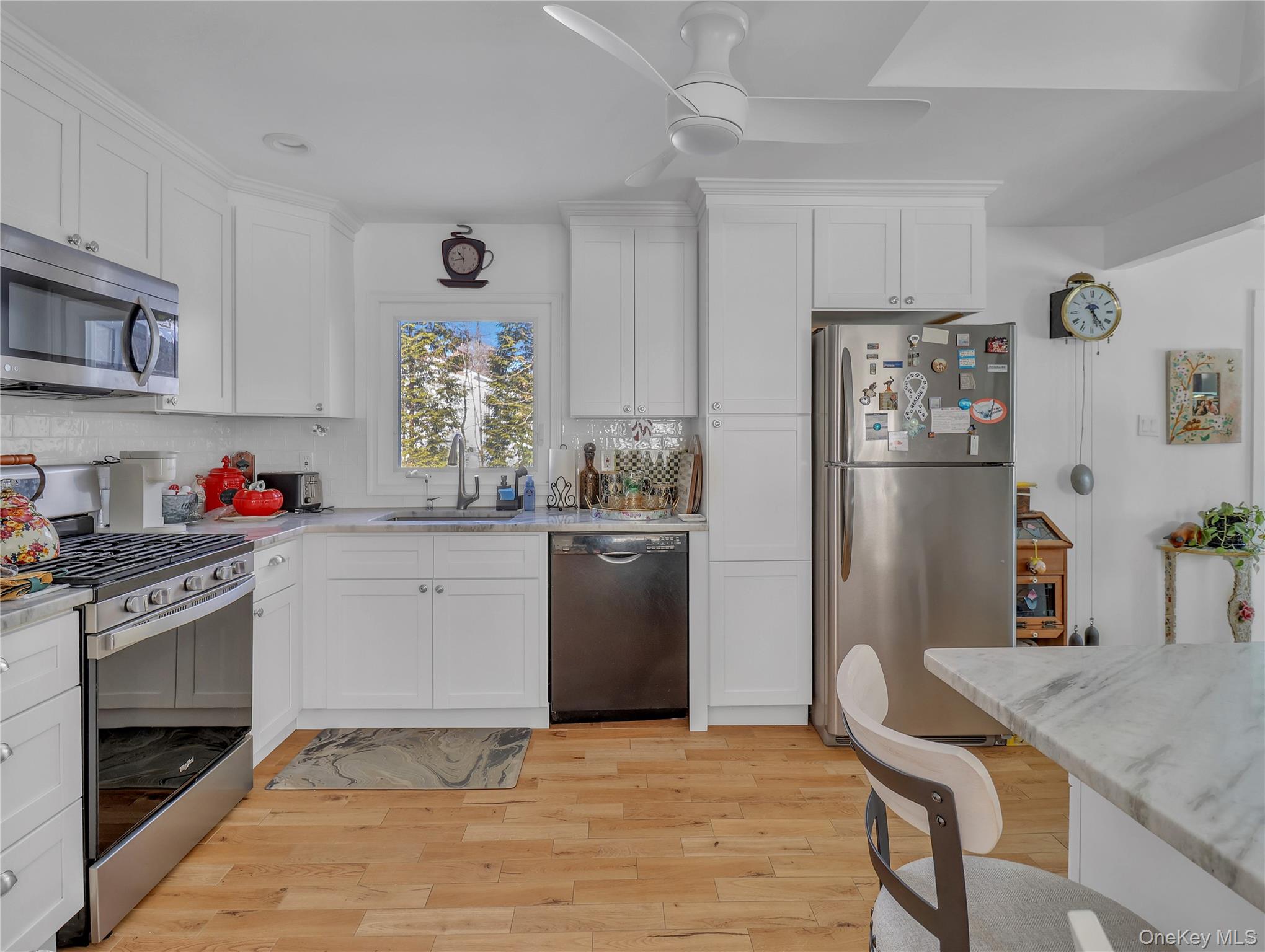 6 Kenbar Road West Nyack, NY 10994 - Photo 5 of 36