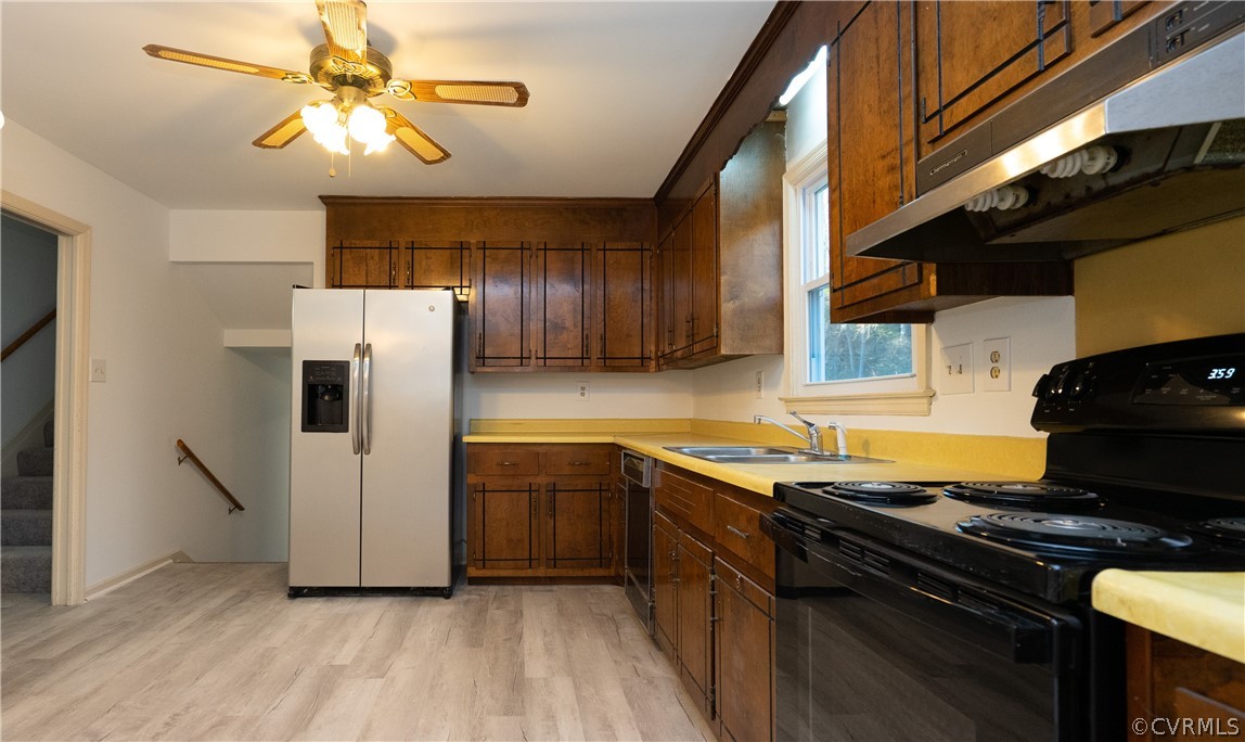 101 Tudor Road Colonial Heights, VA 23834 - Photo 11 of 30