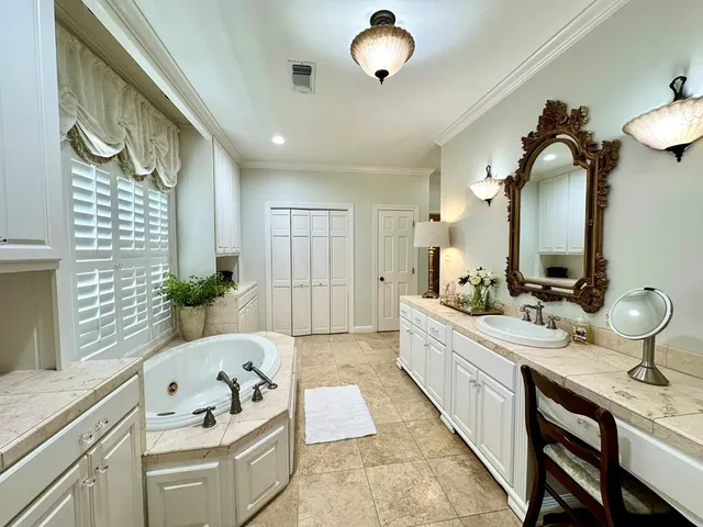 $650,000 | 3000 Delaware Avenue, McComb, MS 39648