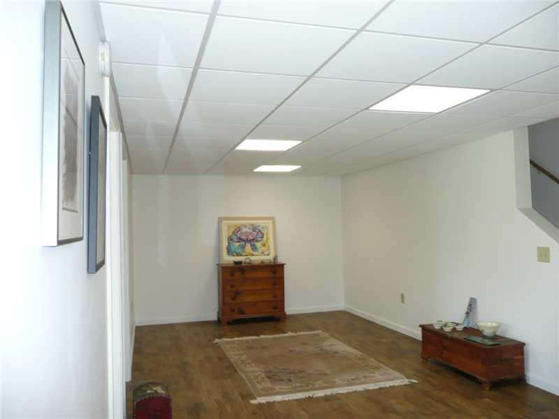 341 Hio Ridge Road Bridgton, ME 04009 - Photo 20 of 34 Den/Family/Great Room. LOWER LEVEL...