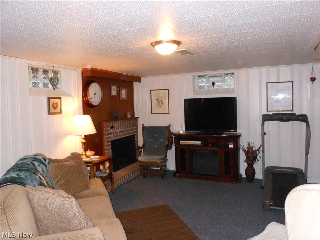 5007 South Sedgewick Road Cleveland, OH 44124 - Photo 14 of 25 Gallery Image 14