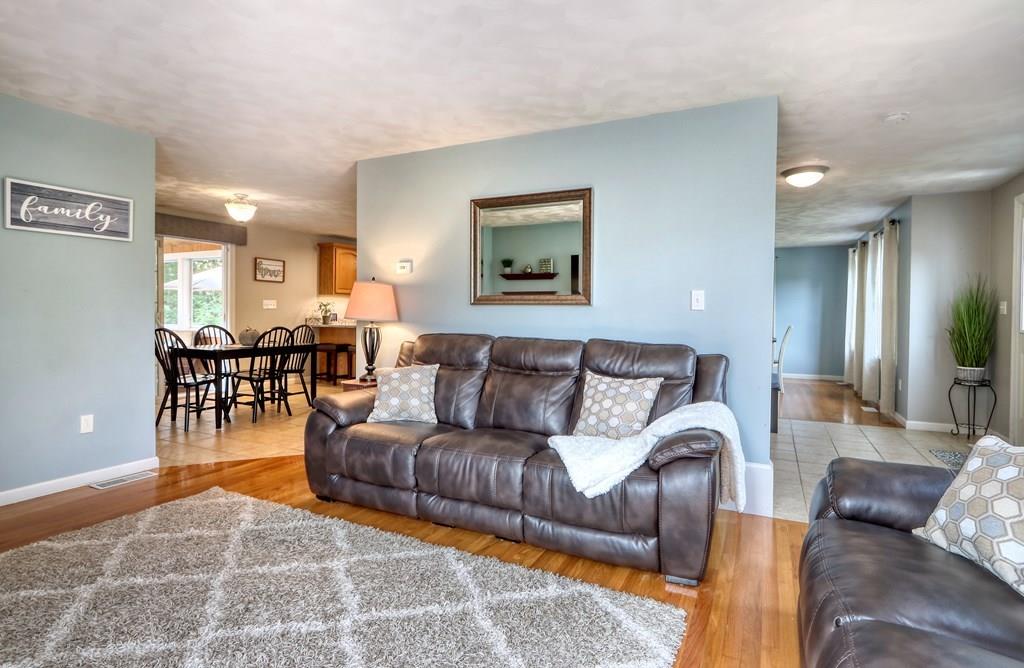 100 Mink Run Road Wilmington, MA 01887 - Photo 8 of 42 Gallery Image 8