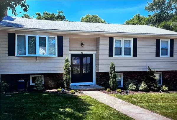 $541,000 | 50 Briarwood Road, Cranston, RI 02920