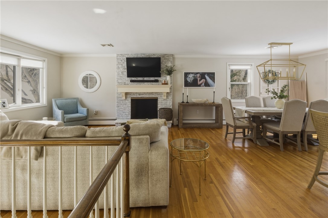 50 Briarwood Road Cranston, RI 02920 - Photo 9 of 37