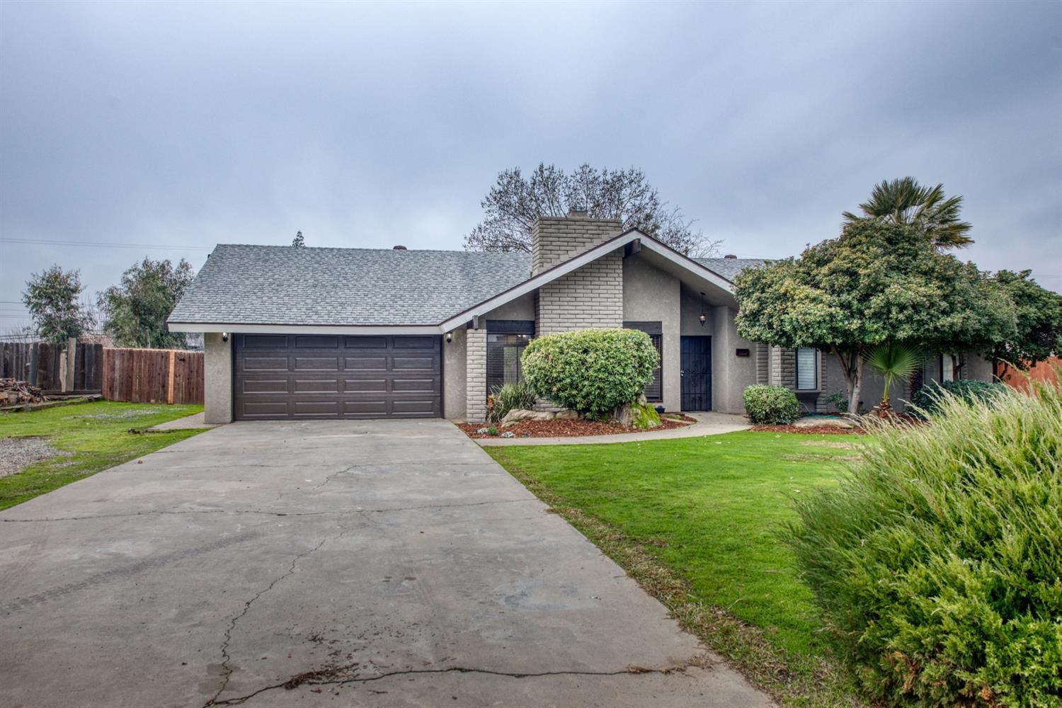 18304 El Paso Road Madera, CA 93638 - Photo 2 of 34 Gallery Image 2