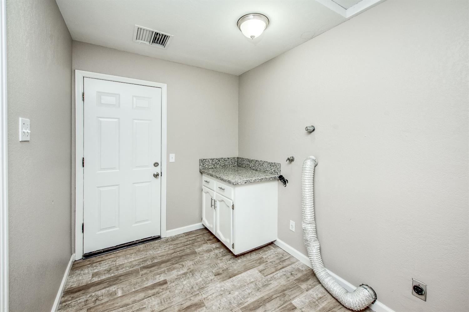 18304 El Paso Road Madera, CA 93638 - Photo 14 of 34 Gallery Image 14