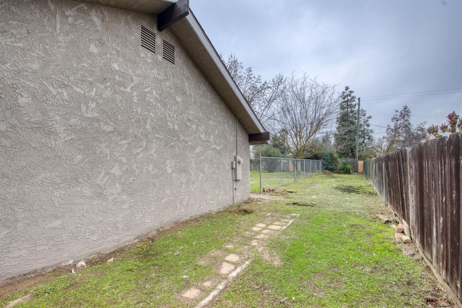 18304 El Paso Road Madera, CA 93638 - Photo 28 of 34 Gallery Image 28