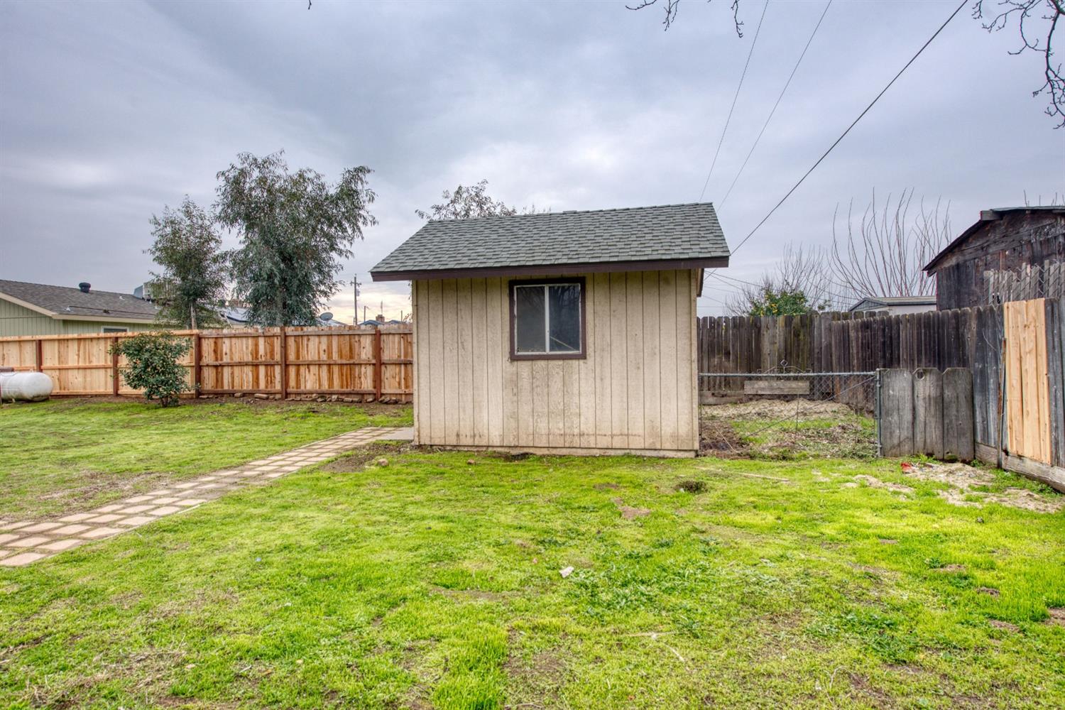 18304 El Paso Road Madera, CA 93638 - Photo 32 of 34 Gallery Image 32