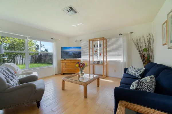 $5,500 | 1361 Wyndcliff Drive, Wellington, FL 33414