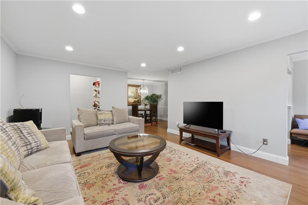 1804 Huntingdon Chase, Unit 1804 Atlanta, GA 30350 - Photo 8 of 31