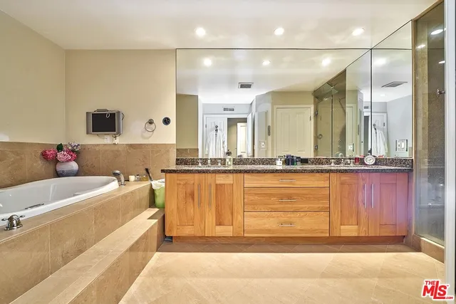 a view of a terrace with sky view