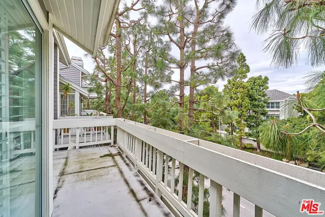 $1,398,000 | 13078 Mindanao Way, Unit 314, Marina del Rey, CA 90292