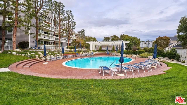 $1,398,000 | 13078 Mindanao Way, Unit 314, Marina del Rey, CA 90292