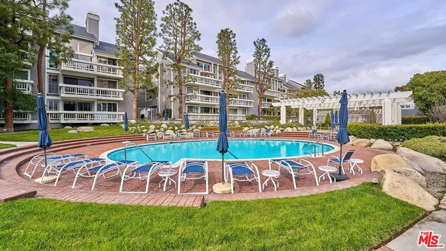 $1,398,000 | 13078 Mindanao Way, Unit 314, Marina del Rey, CA 90292
