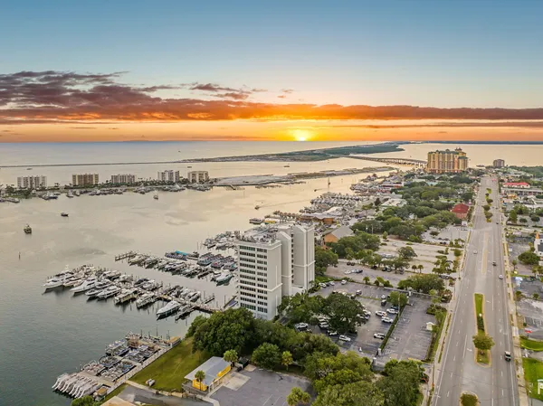 $1,399,000 | 320 Harbor Boulevard, Unit A305, Destin, FL 32541