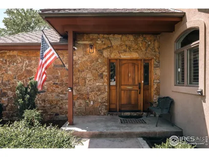 a view of house with a outdoor space
