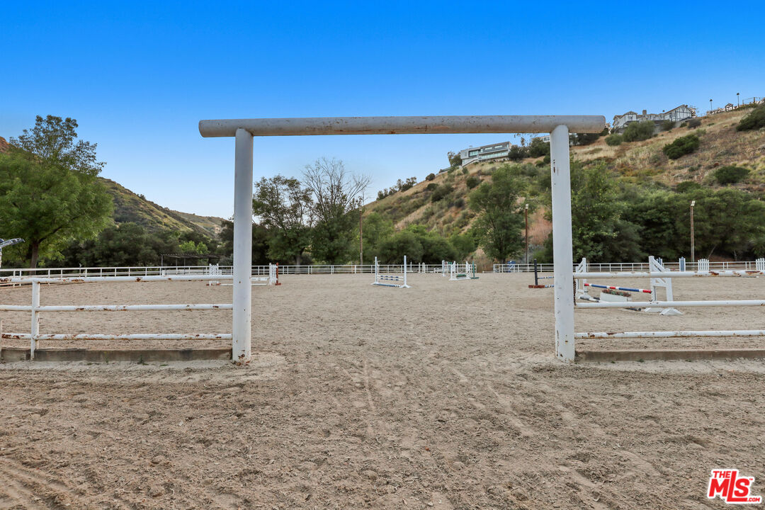 53 Saddlebow Road Bell Canyon, CA 91307 - Photo 63 of 66 a view of a pathway with a yard