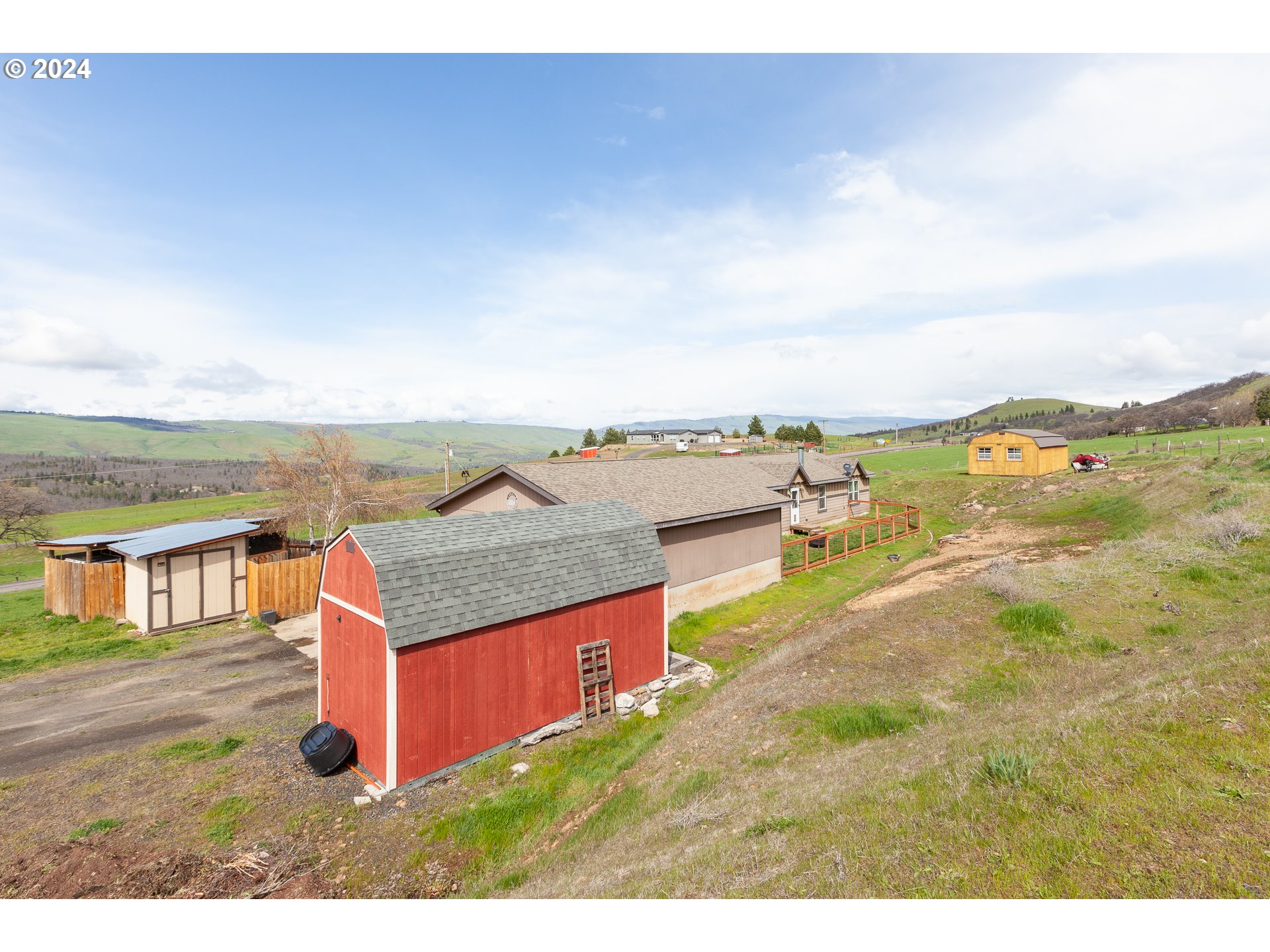 5940 Cherry Heights Road The Dalles, OR 97058 - Photo 12 of 47 Gallery Image 12