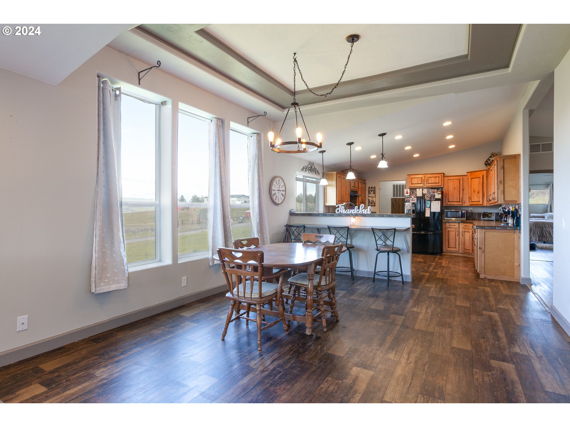 5940 Cherry Heights Road The Dalles, OR 97058 - Photo 19 of 47 Dining Area