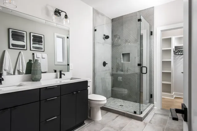 $6,995 | 1010 12th Avenue South, Nashville, TN 37203