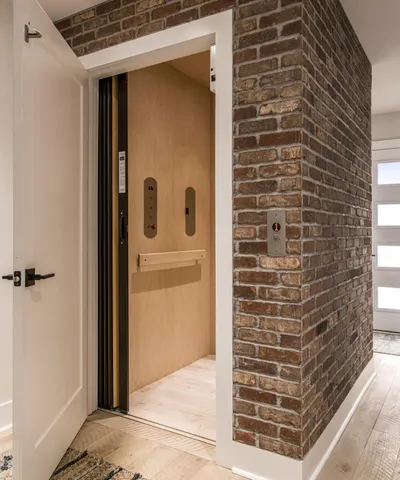 $6,995 | 1010 12th Avenue South, Nashville, TN 37203