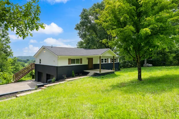 $549,900 | 213 Delina Boonshill Road, Petersburg, TN 37144