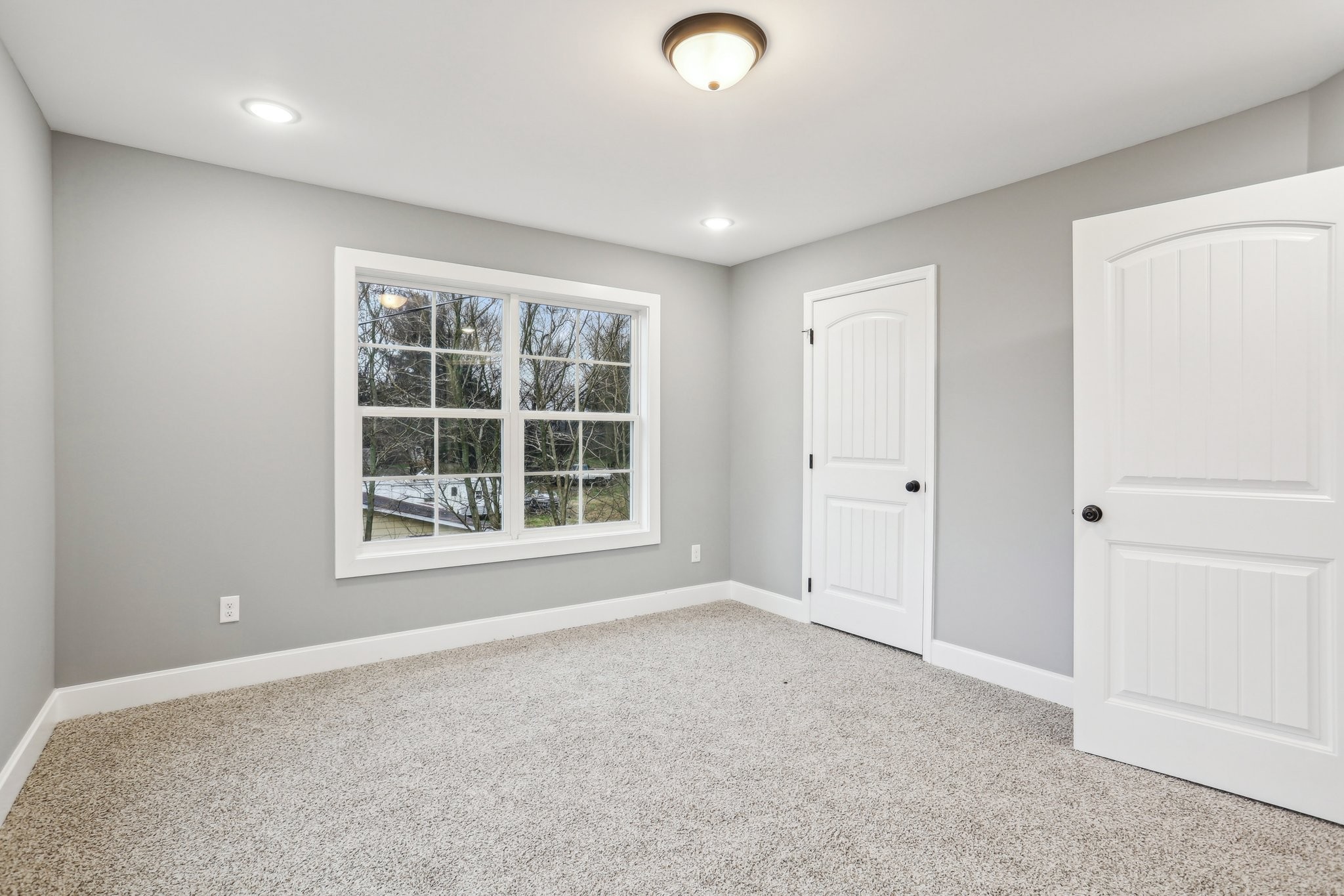 304 Fountainhead Road Portland, TN 37148 - Photo 27 of 38 an empty room with a window