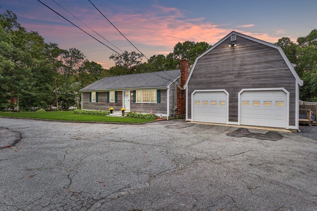 167 Farmersville Road Sandwich, MA 02563 - Photo 1 of 33 Gallery Image 1