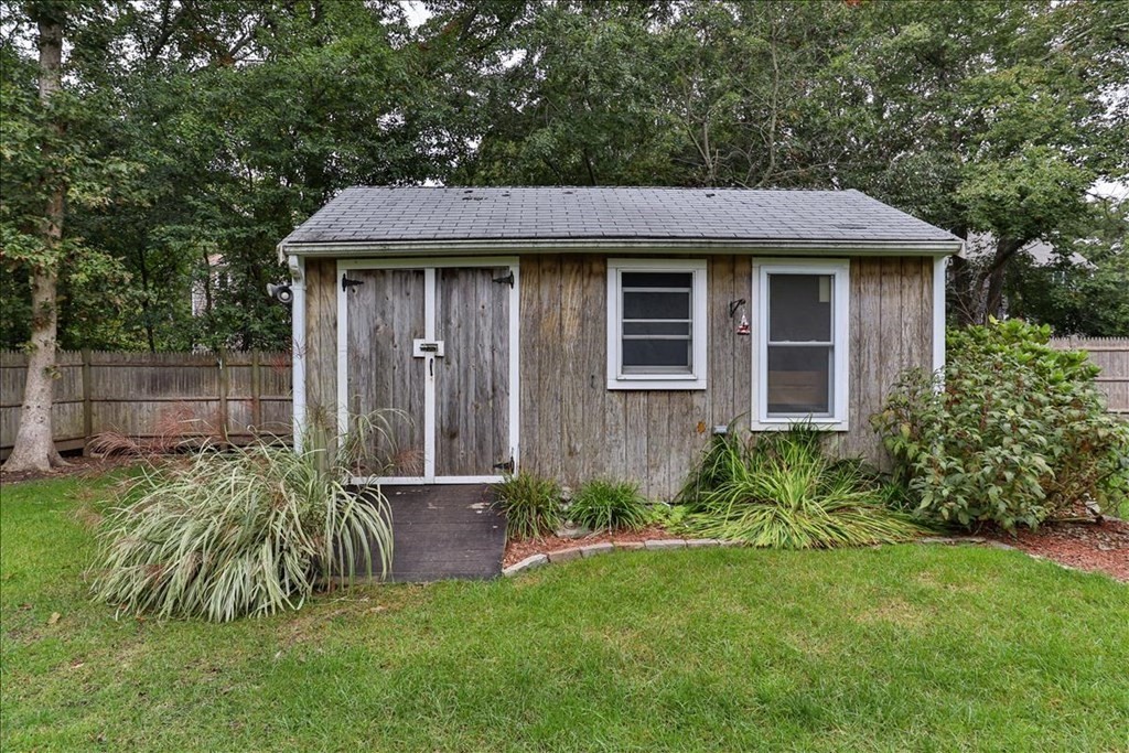 167 Farmersville Road Sandwich, MA 02563 - Photo 29 of 33 Gallery Image 29