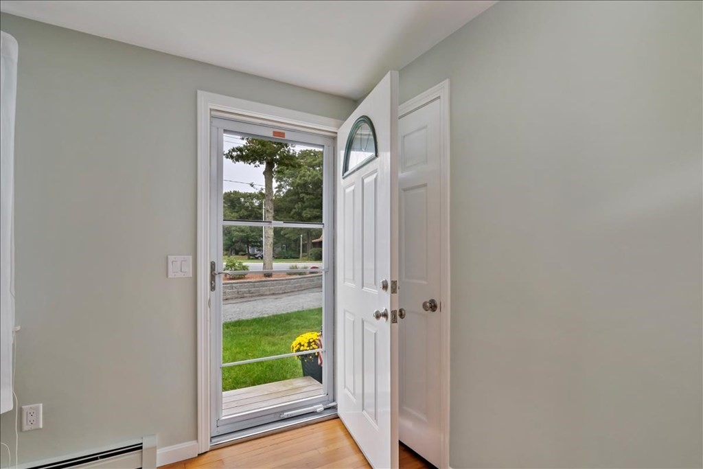 167 Farmersville Road Sandwich, MA 02563 - Photo 5 of 33 Gallery Image 5
