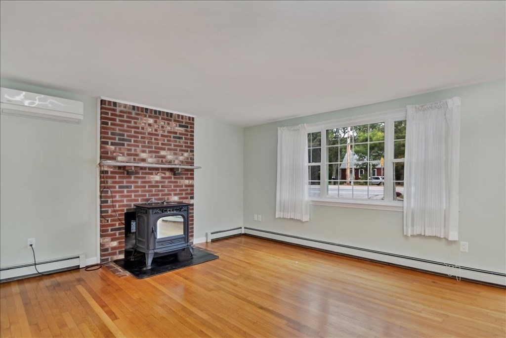 167 Farmersville Road Sandwich, MA 02563 - Photo 6 of 33 Gallery Image 6