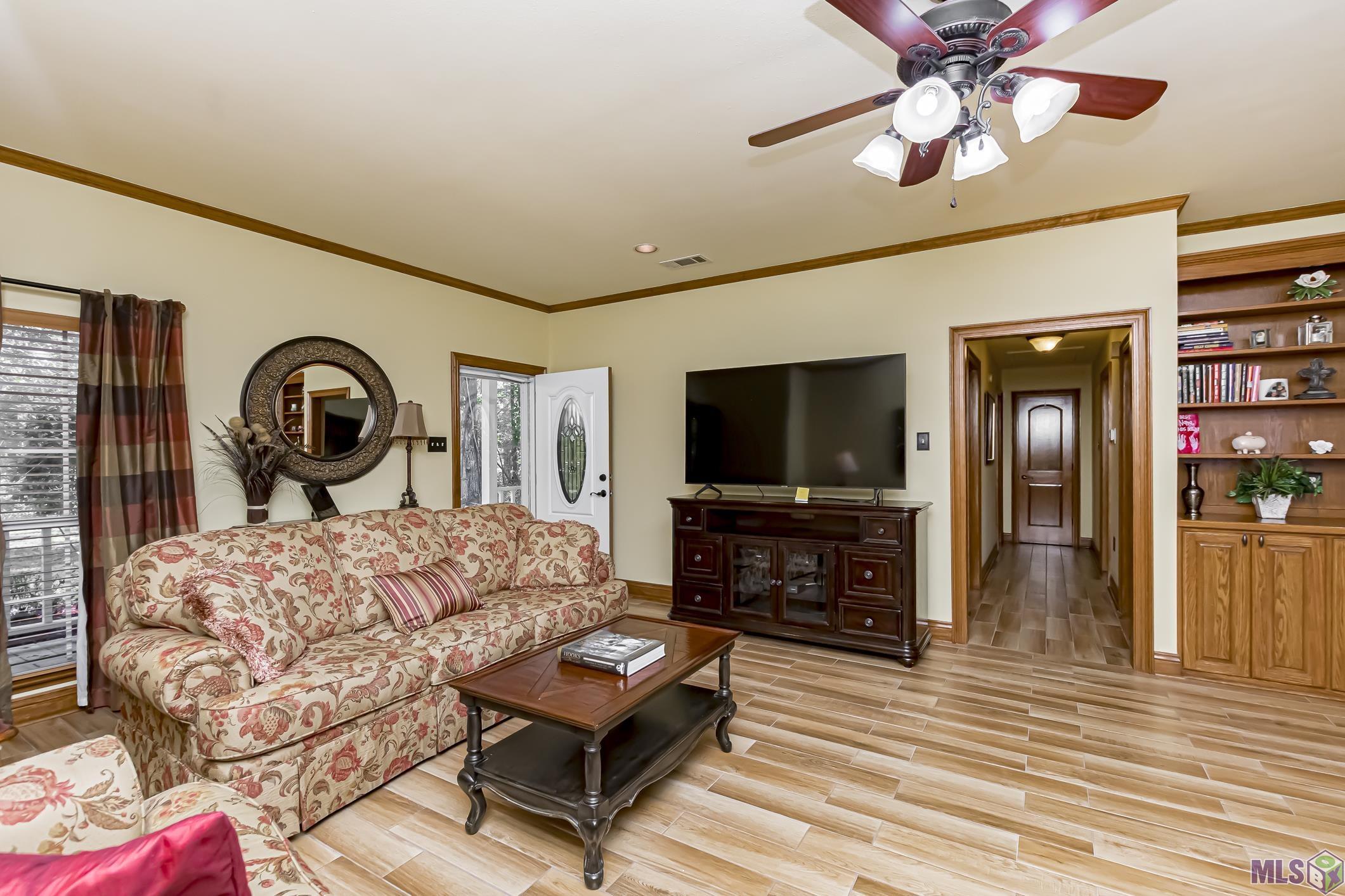 6915 Bear Cave Road Denham Springs, LA 70706 - Photo 11 of 27 Gallery Image 11