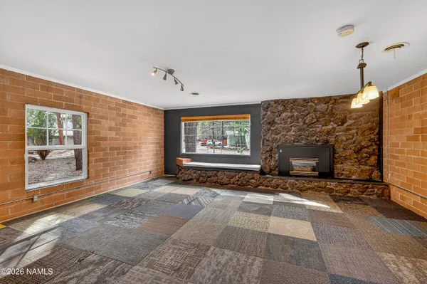 $1,175,000 | 530 East Charles Road, Flagstaff, AZ 86001