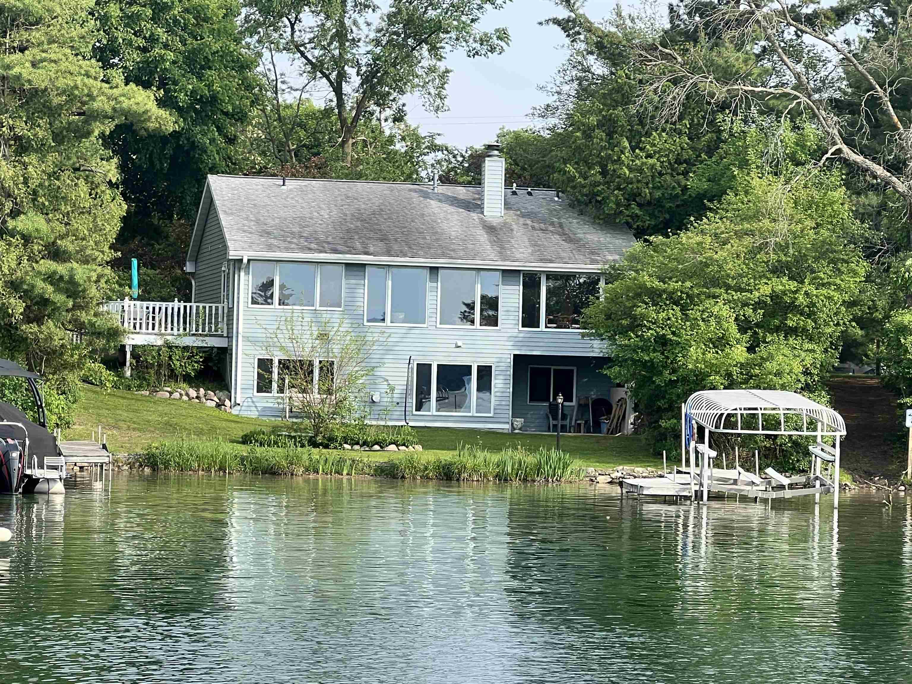 E1386 Grandview Road Waupaca, WI 54981 - Photo 1 of 1 Gallery Image 1